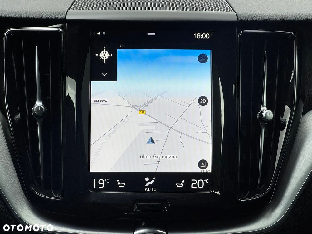 Volvo XC 60 D4 AWD Geartronic Momentum - 33