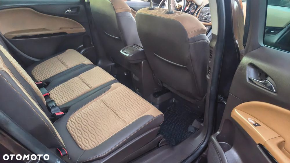 Opel Zafira Tourer 1.6 ECOTEC DIT Business Edition - 18