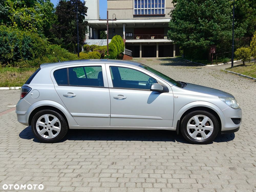 Opel Astra 1.8 Comfort - 10