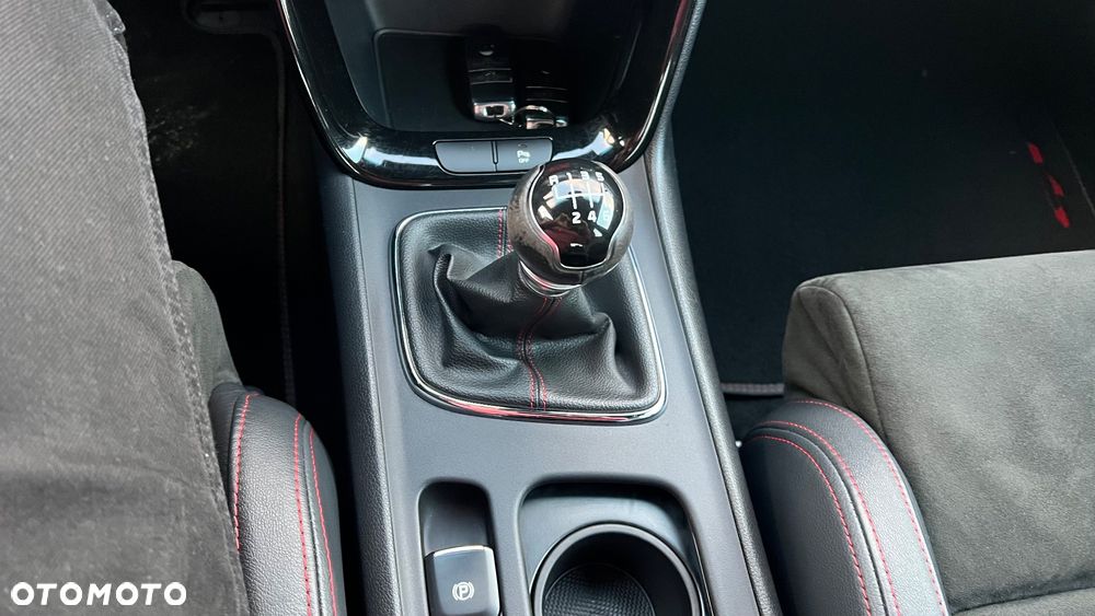 Kia Ceed - 15
