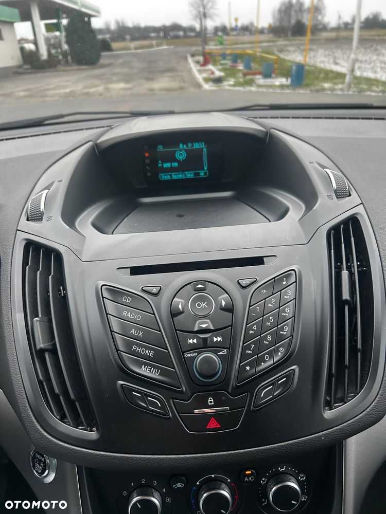 Ford Kuga 1.6 EcoBoost 2x4 Individual - 33