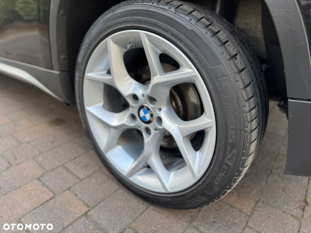 BMW X1 xDrive18d xLine - 13