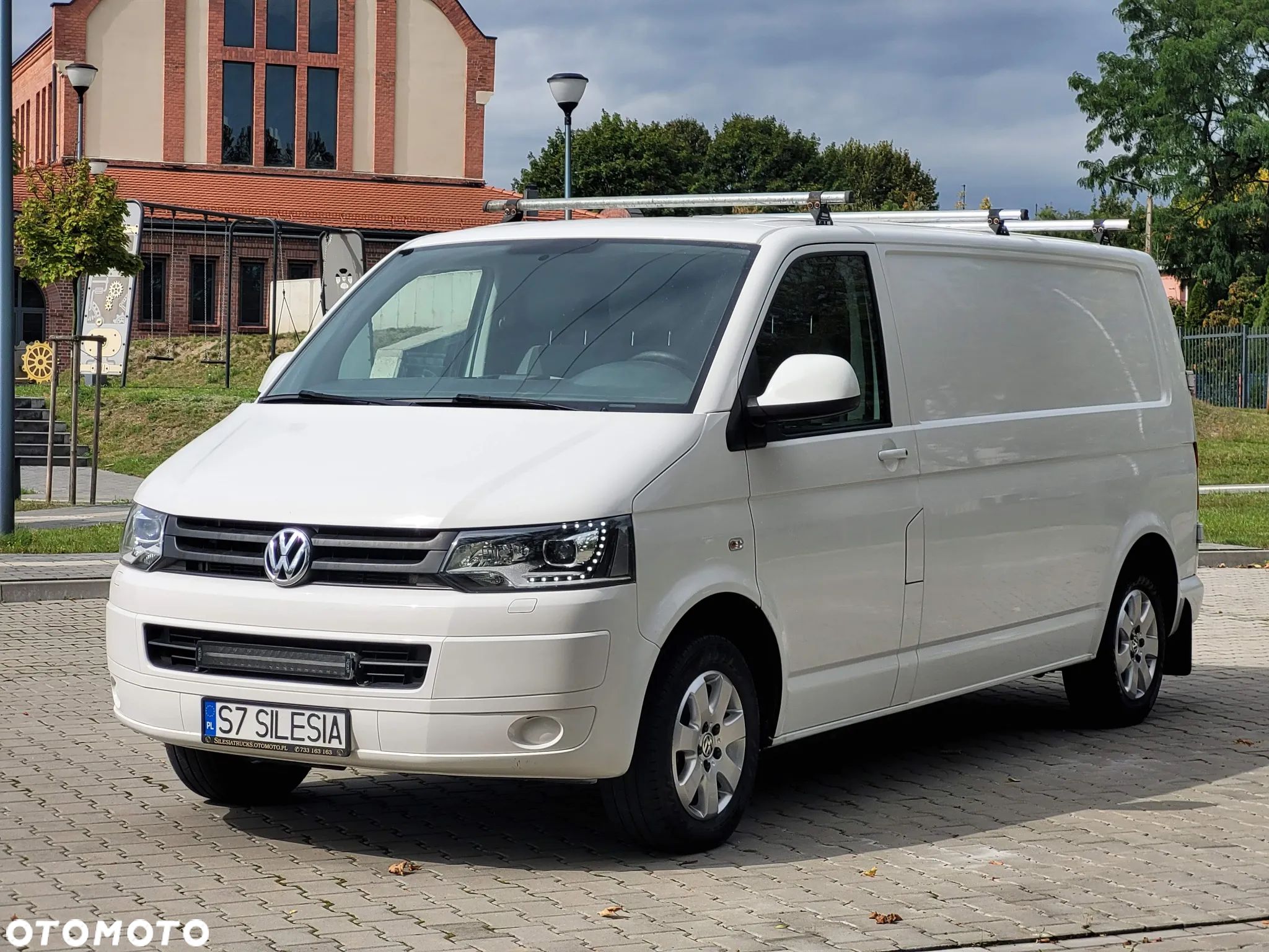 Volkswagen Transporter Long - 1