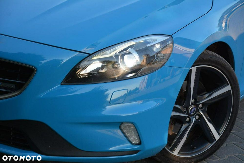 Volvo V40 T3 R-Design Momentum - 5