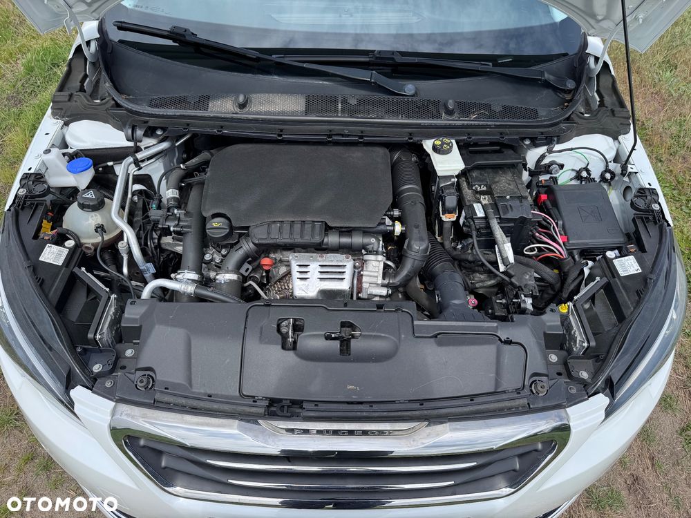Peugeot 308 PureTech 130 EAT6 Stop & Start Allure - 23