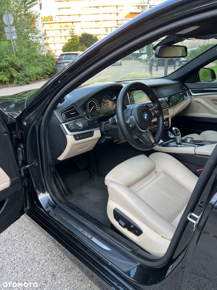 BMW Seria 5 530d xDrive Luxury Line - 15