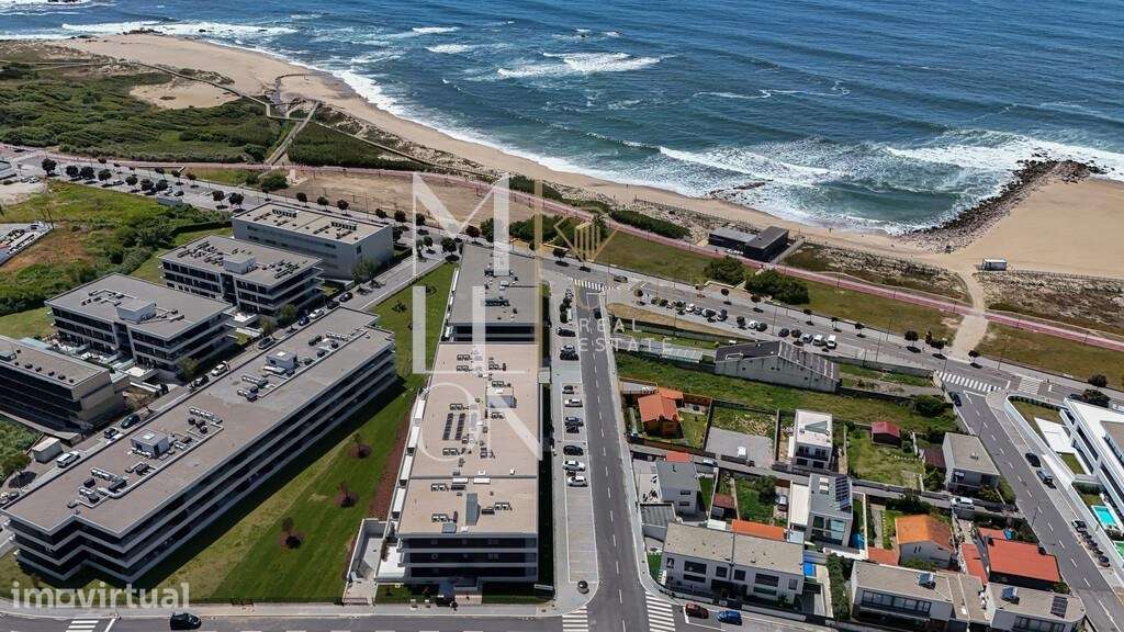 T2 Novo a Estrear a 100m da Praia de Canidelo - Grande imagem: 2/49