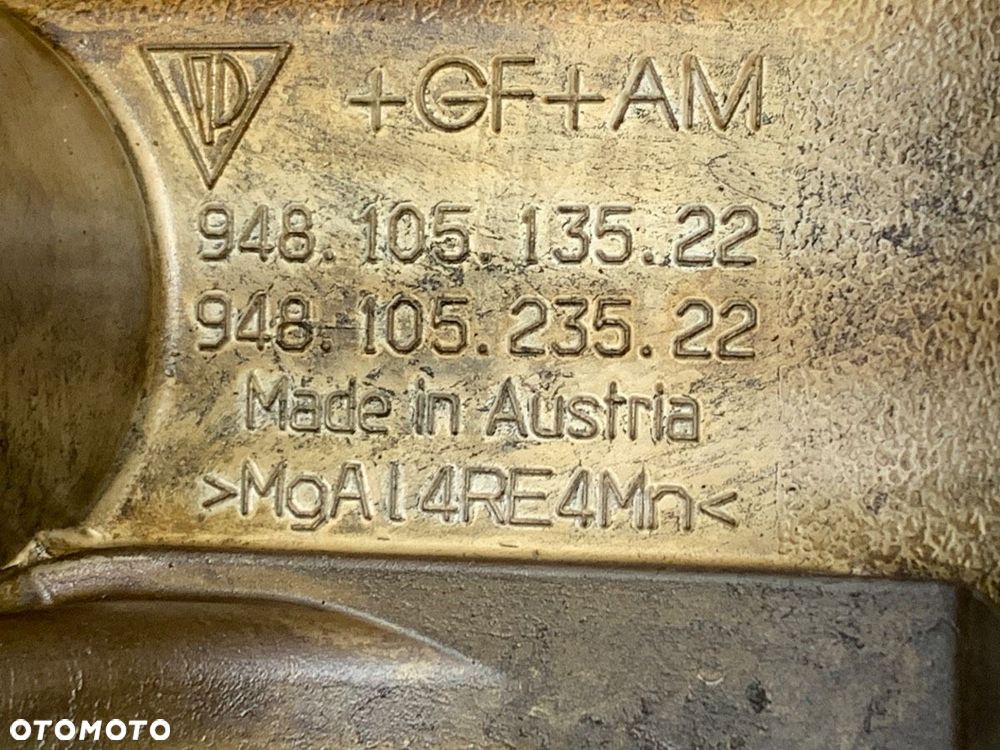 POKRYWA ZAWORÓW  PORSCHE PANAMERA (970) 2009 - 2017 4.8 4S 294 kW [400 KM] benzyna 2009 - 2013 - 5