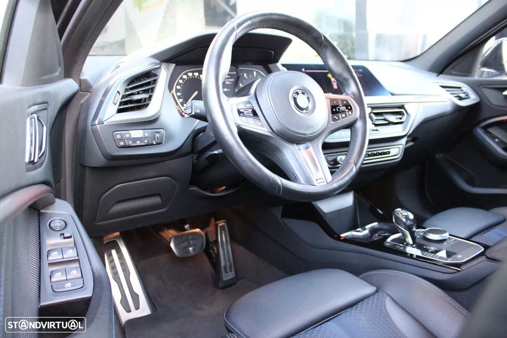 BMW 116 d Pack Desportivo M Auto - 17
