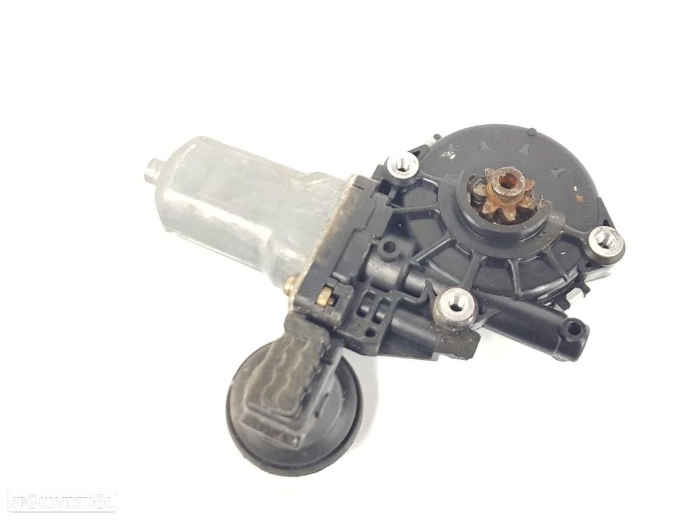 MOTOR ELEVADOR DE VIDRO TRASEIRO DIREITO TOYOTA LAND CRUISER PRADO 2004 -8572058... - 2