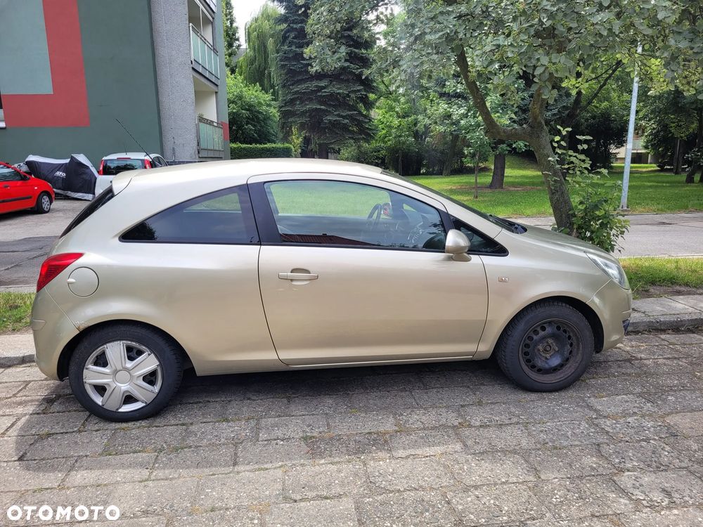 Opel Corsa 1.2 16V Innovation 110 Jahre - 2