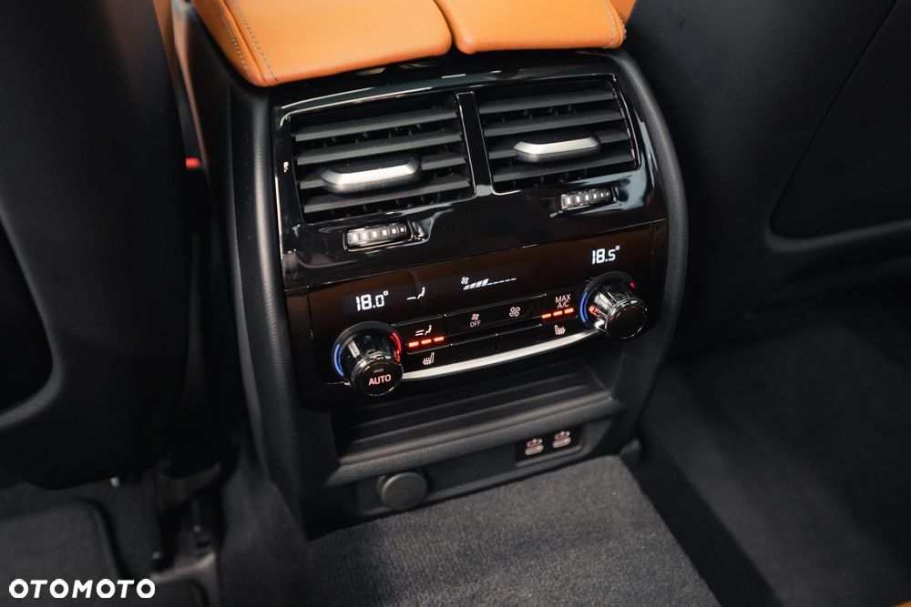 BMW M5 Competition - 36