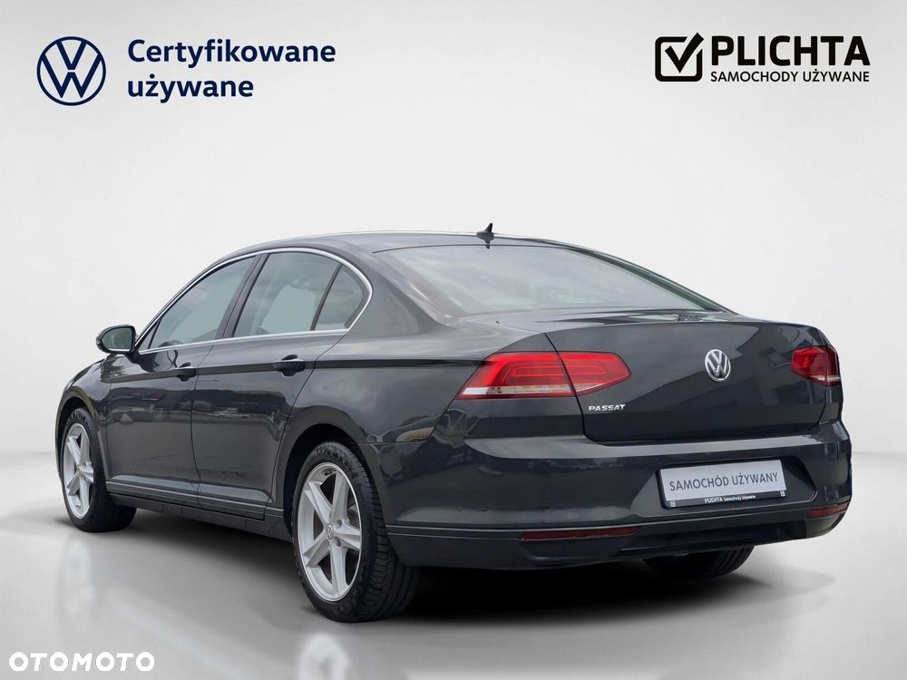 Volkswagen Passat 2.0 TDI SCR Comfortline - 4