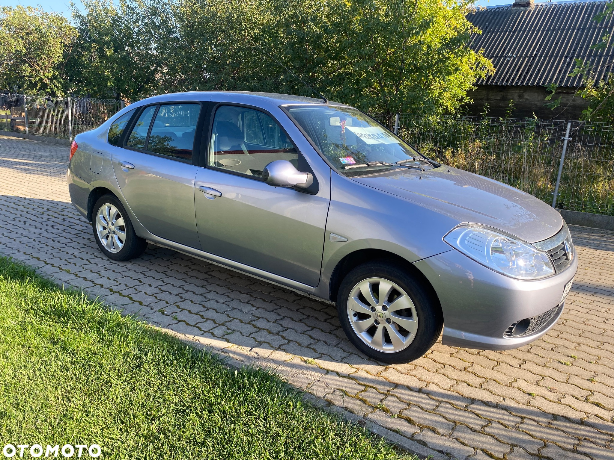 Renault Thalia 1.4 16V All Inclusive - 3