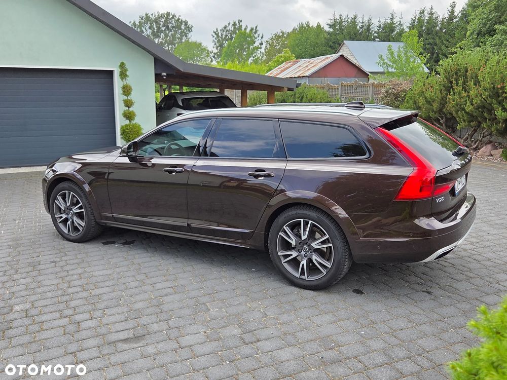Volvo V90 Cross Country T6 AWD - 4