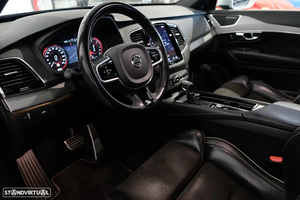 Volvo XC 90 2.0 D4 R-Design - 11