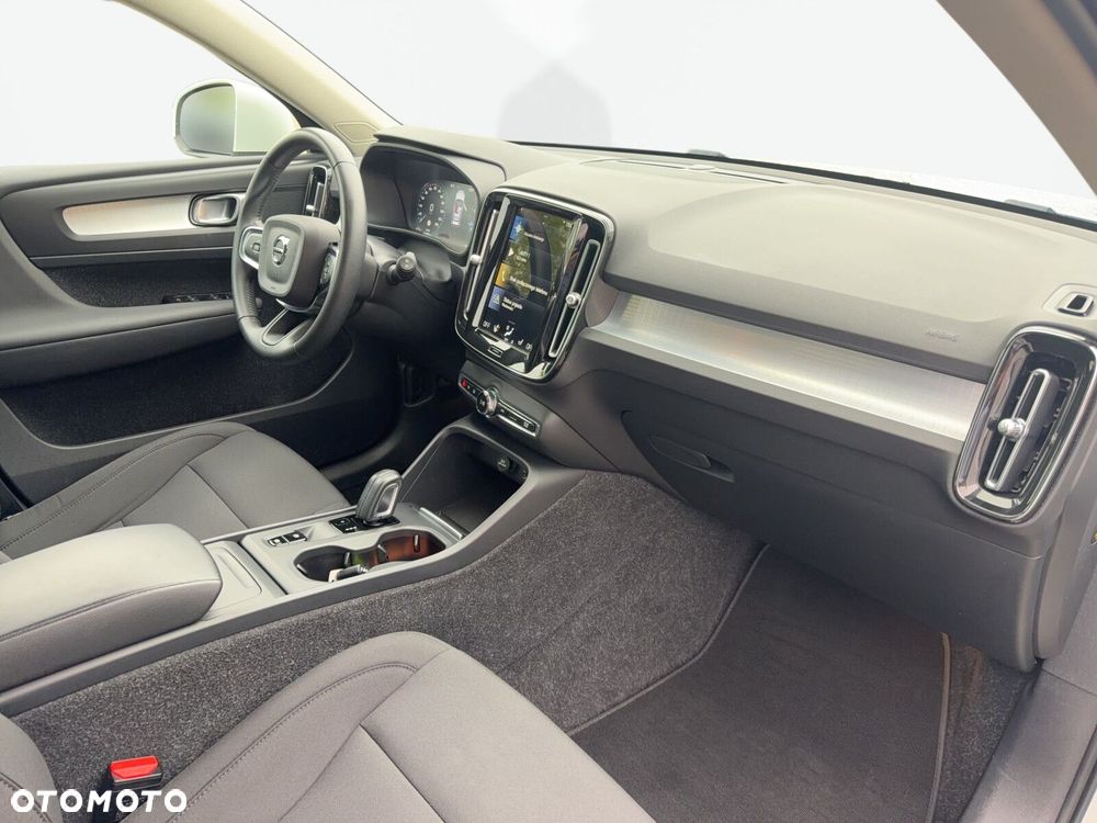 Volvo XC 40 - 20