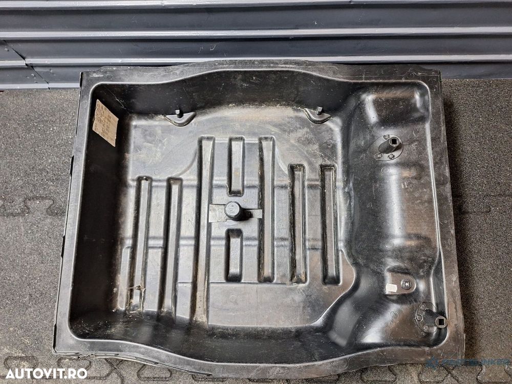 Locas roata de rezerva VOLKSWAGEN PASSAT Variant 3C5 2005 - 2011 TDI CAYC 3C0813114D - 2