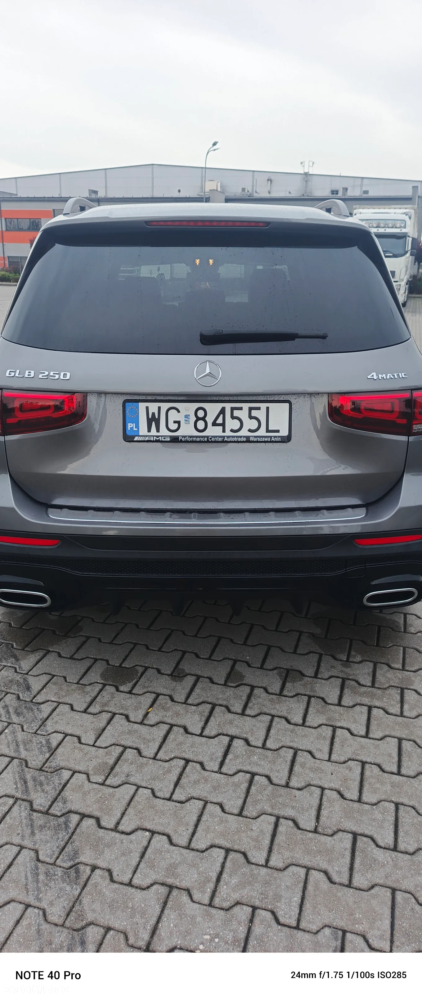 Mercedes-Benz GLB 250 4-Matic AMG Line 8G-DCT - 18