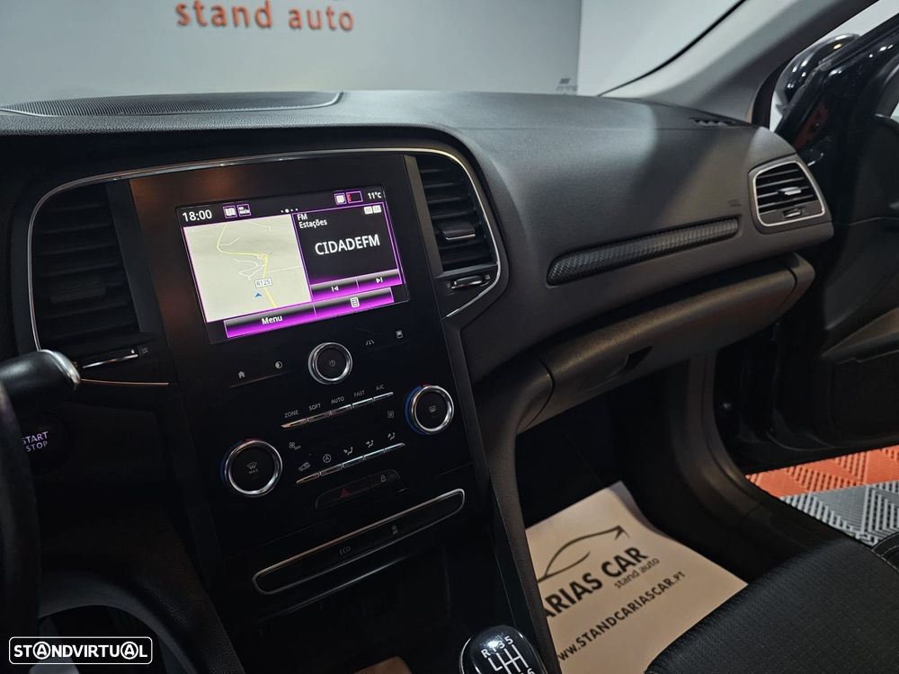 Renault Mégane 1.5 Blue dCi Intens - 20