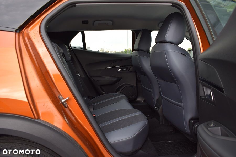 Peugeot 2008 PureTech 130 EAT8 Allure - 13