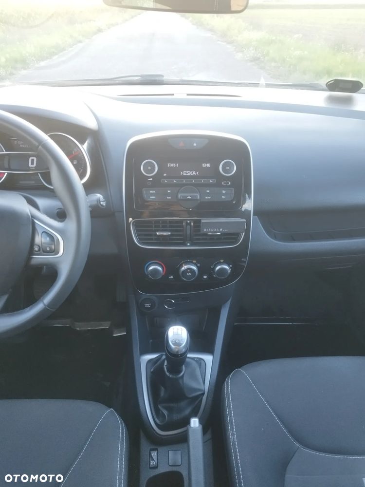 Renault Clio - 16