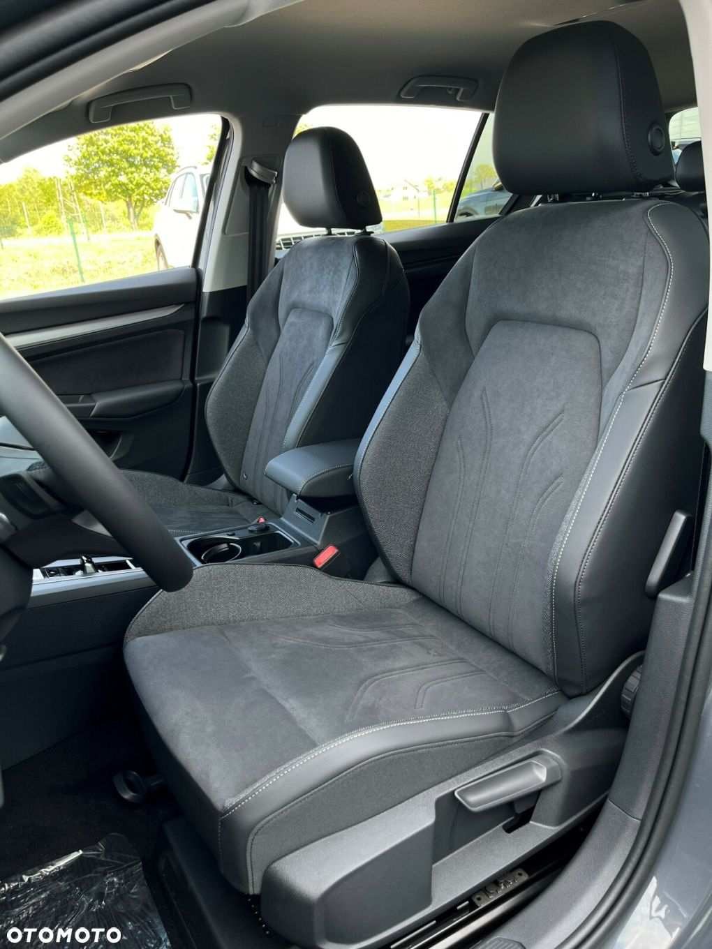 Volkswagen Golf - 9