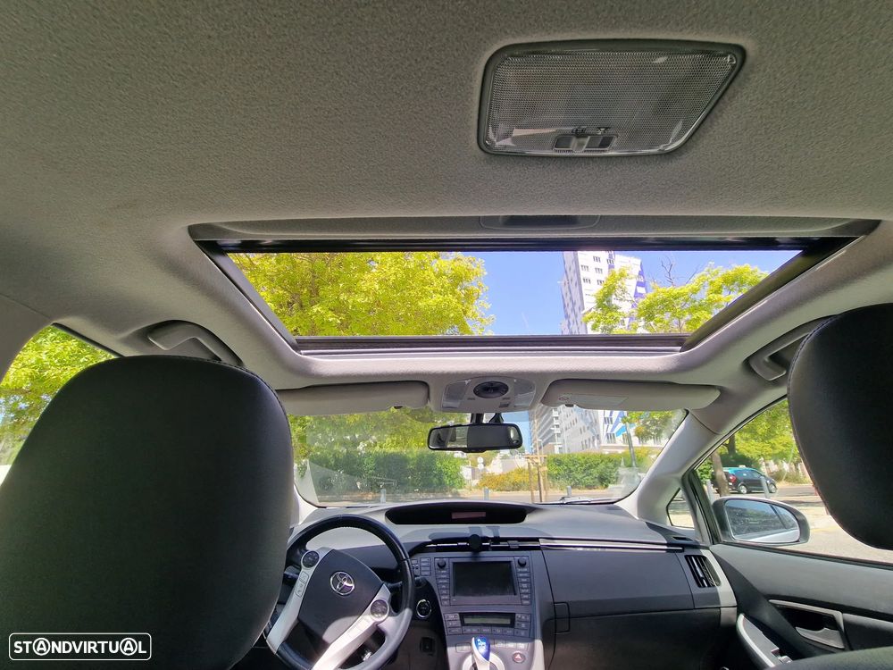 Toyota Prius 1.8 Premium +Pele+GPS+Solar - 18