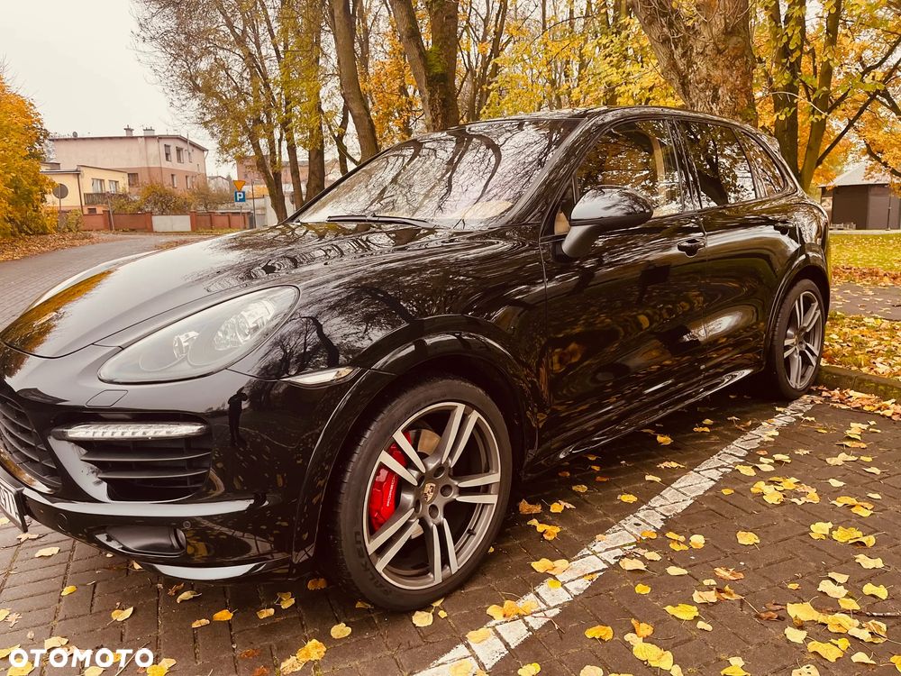 Porsche Cayenne GTS - 3