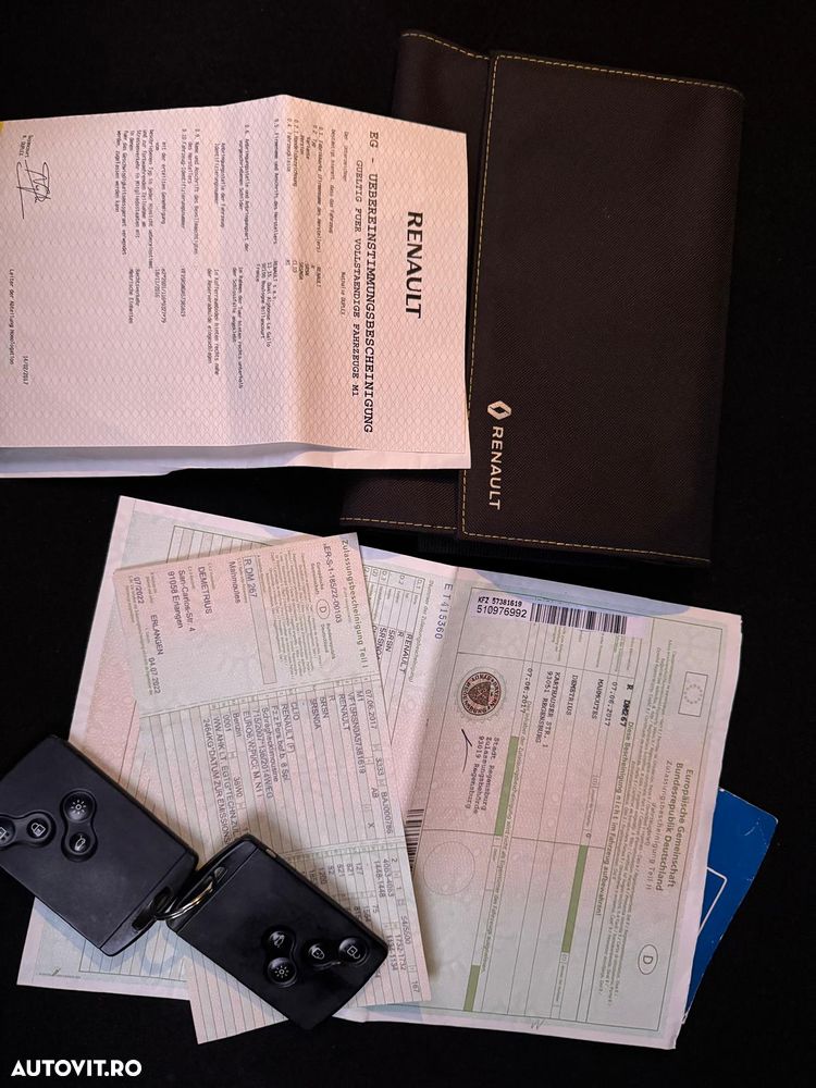 Renault Clio 1.2 16V 75 Limited - 12