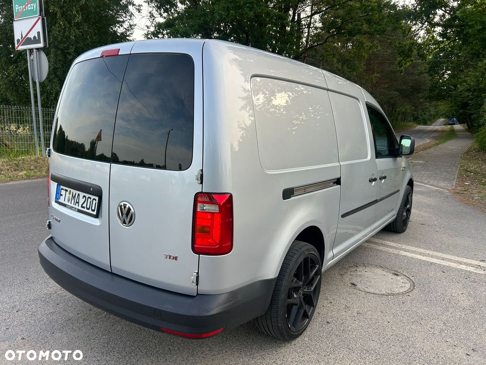 Volkswagen caddy Maxi - 5