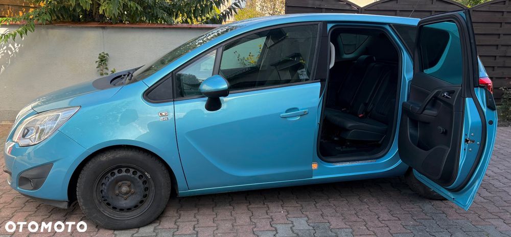 Opel Meriva 1.4 Automatik Color Edition - 9