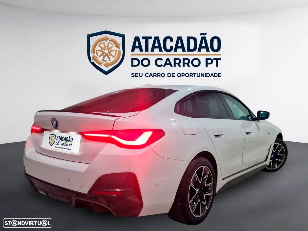 BMW i4 - 10