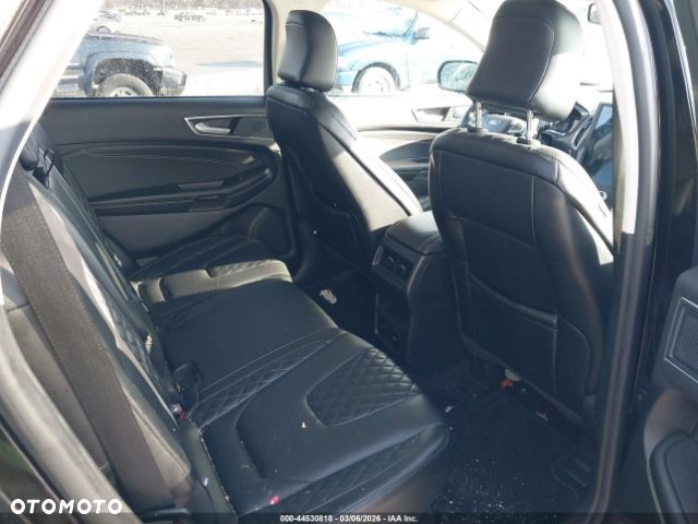 Ford Edge - 7