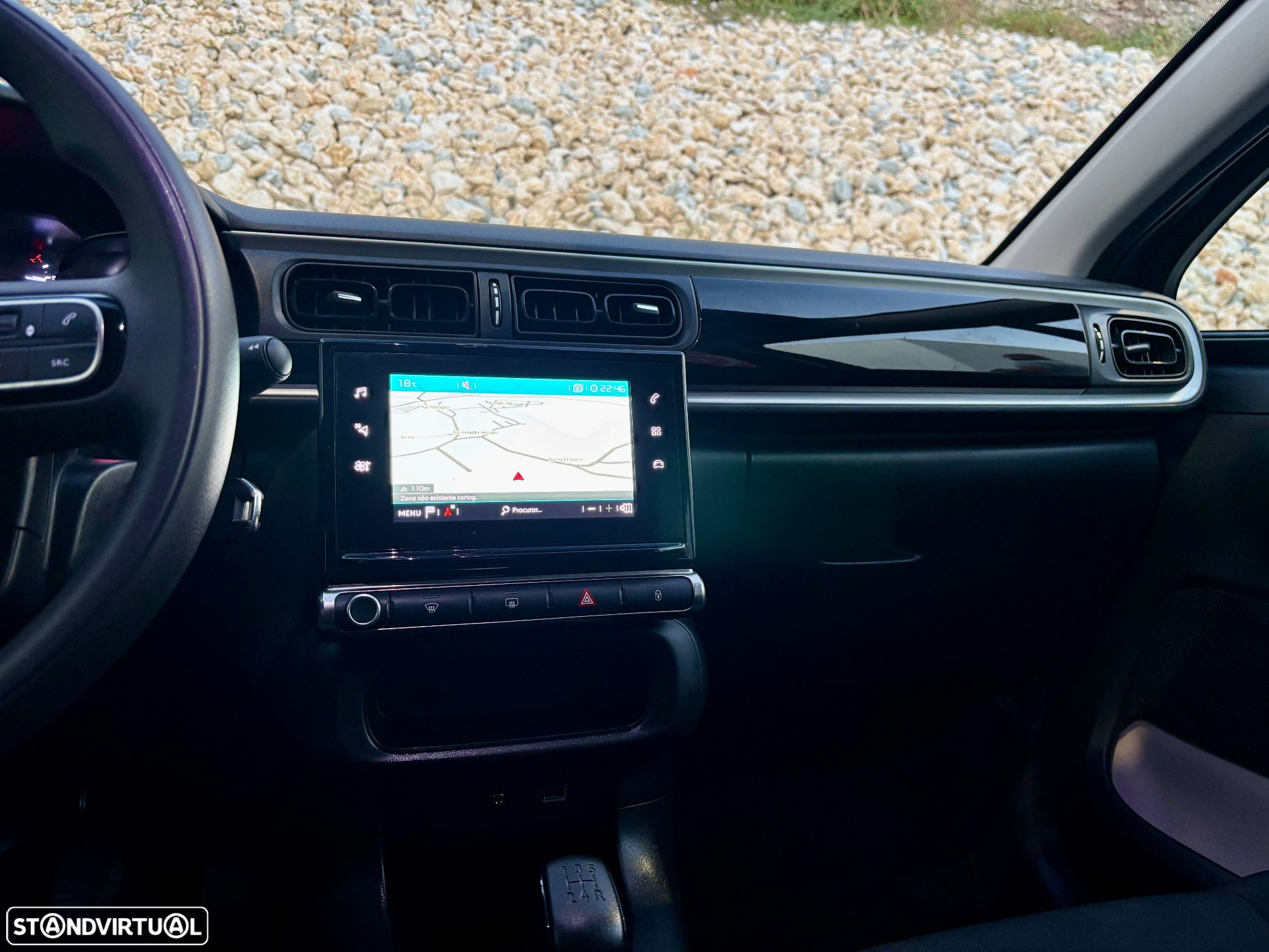 Citroën C3 1.2 PureTech Shine - 28