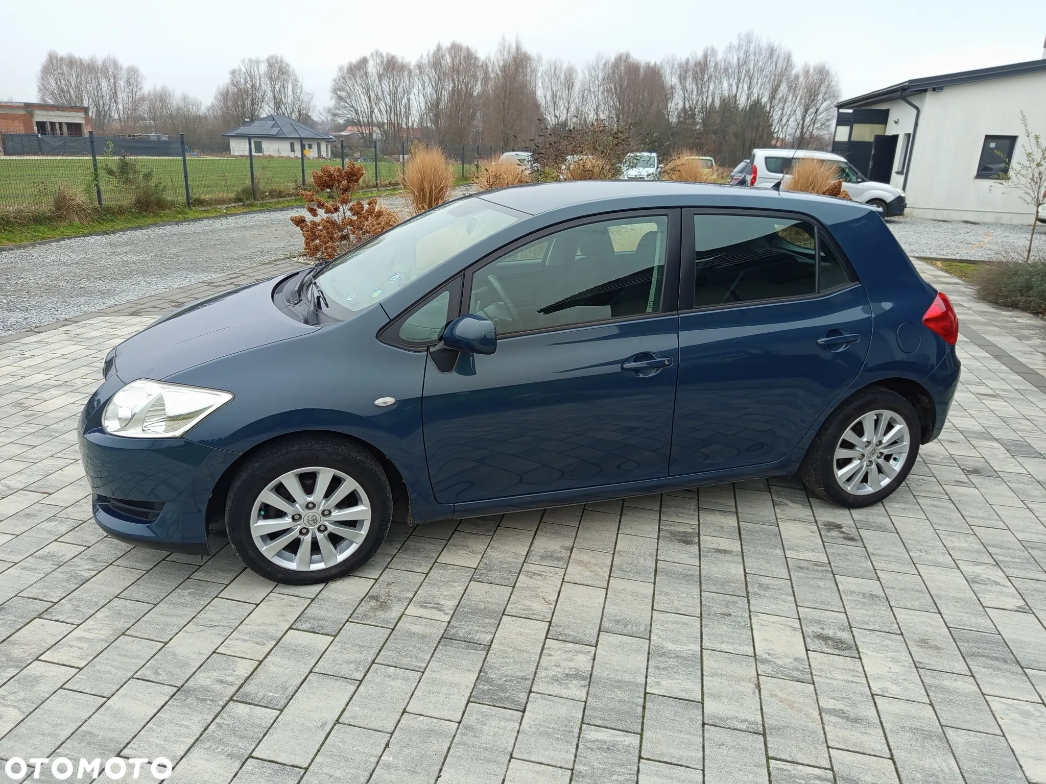 Toyota Auris 1.4 VVT-i Team - 3
