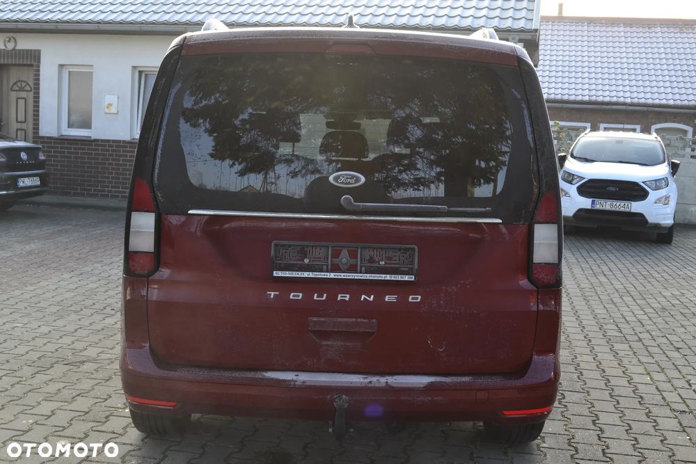 Ford Tourneo Connect - 8