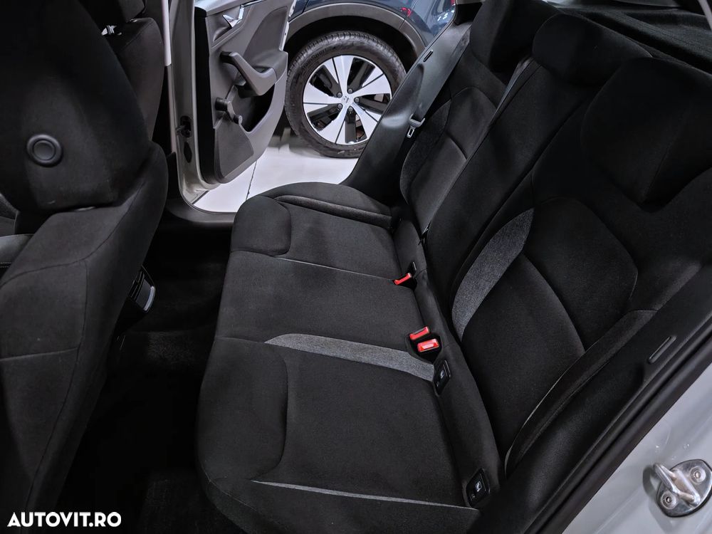 Skoda Scala 1.0 TSI Essence - 26