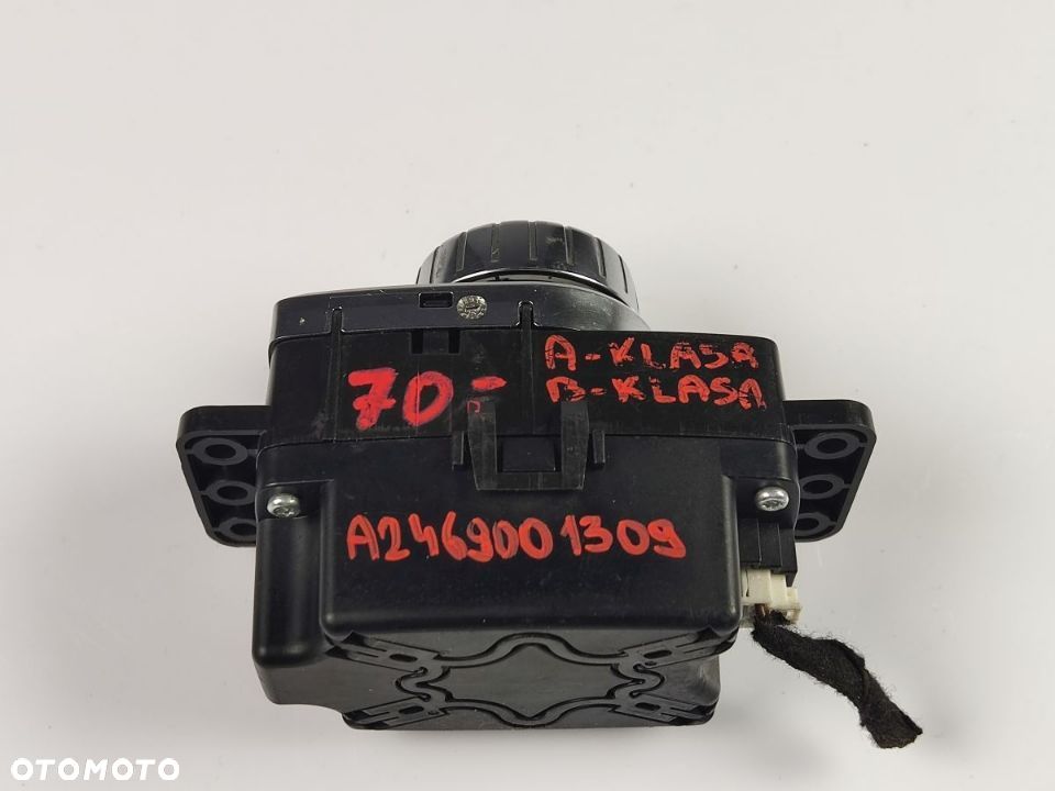 Joystick touchpad sterownik A2469009802 Mercedes A B CLA Gliwice - 9
