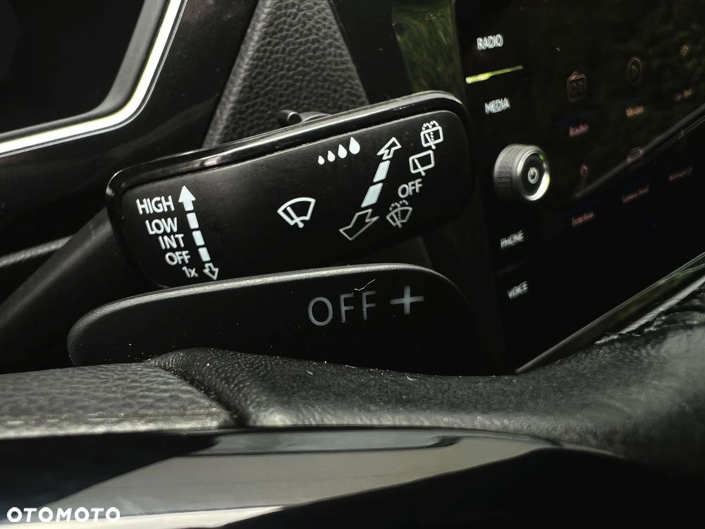 Volkswagen Tiguan 2.0 TDI SCR DSG IQ.DRIVE - 32