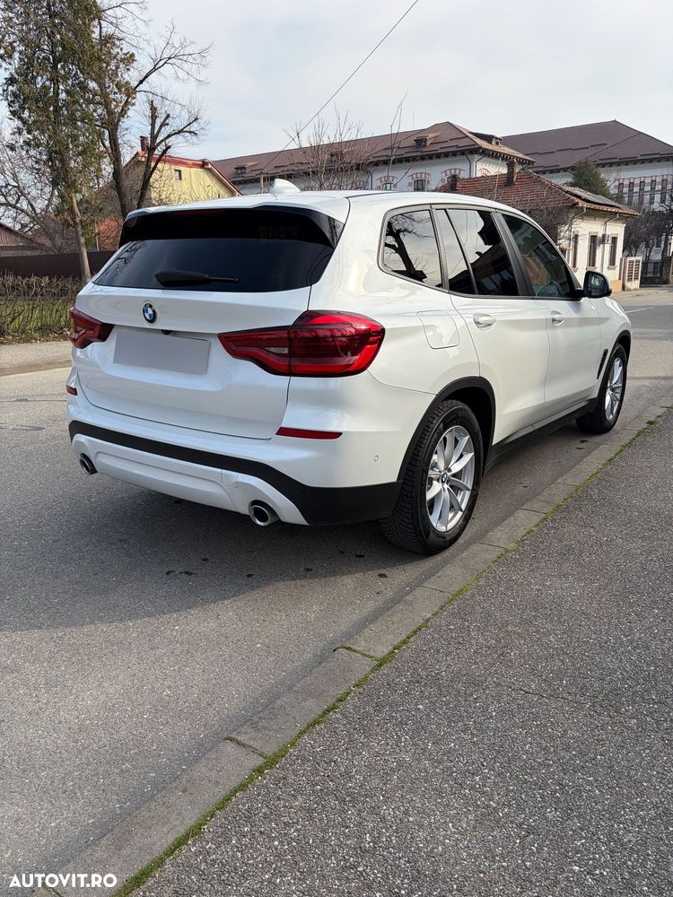BMW X3 xDrive20d AT Advantage - 4