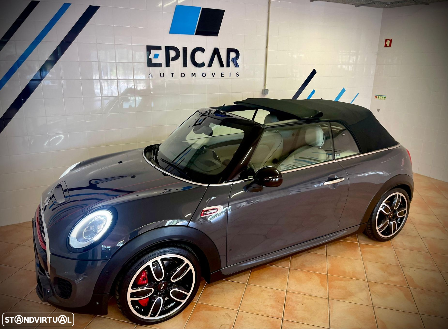 MINI Cabrio John Cooper Works Aut. - 36
