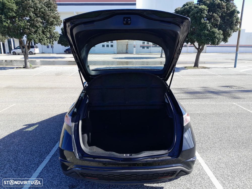 Honda Civic 1.4 Sport - 17