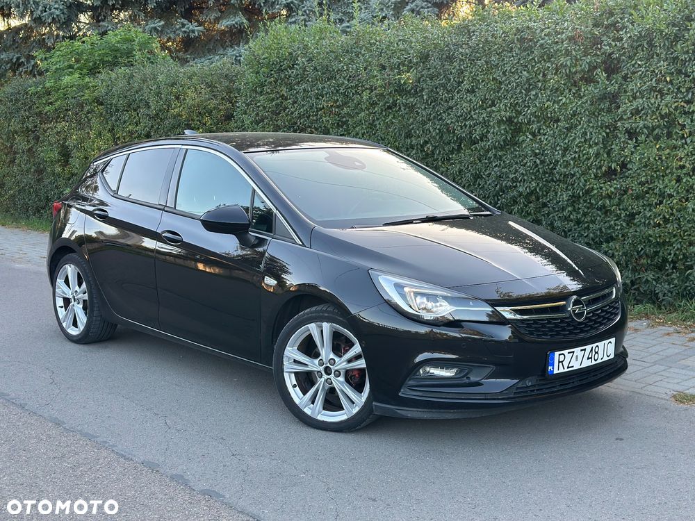 Opel Astra 1.4 T Cosmo S&S - 2
