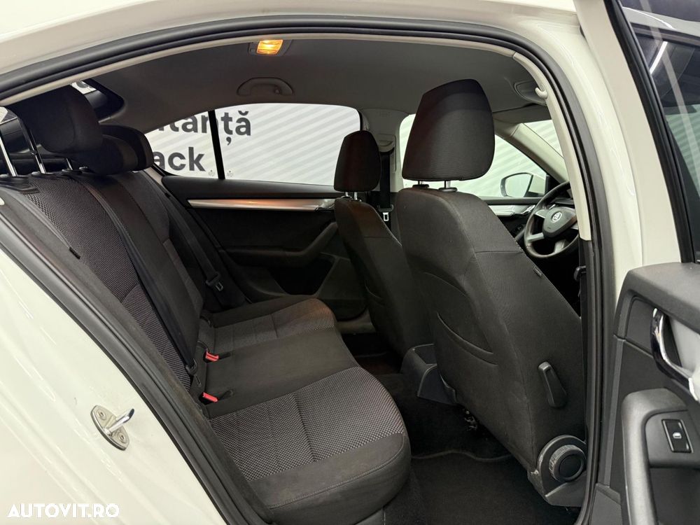Skoda Octavia - 10