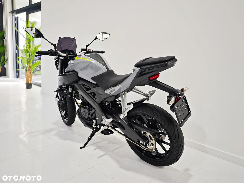 Yamaha MT - 11