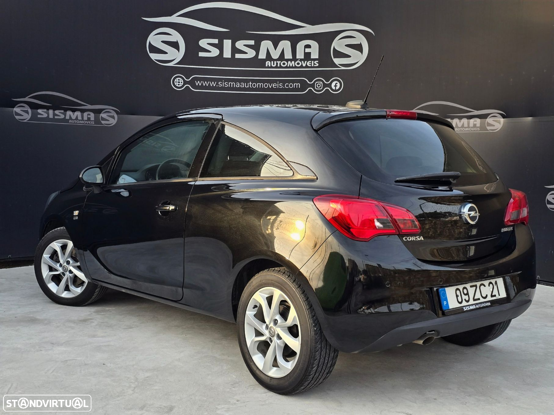 Opel Corsa 1.0 T 120 Anos - 13