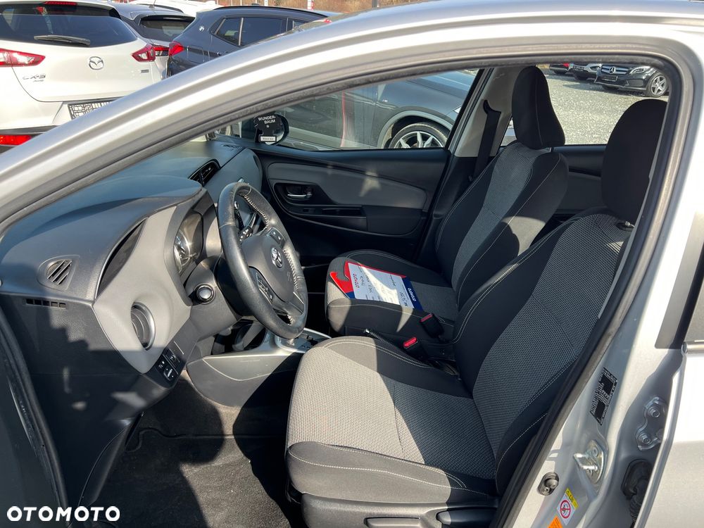 Toyota Yaris - 13