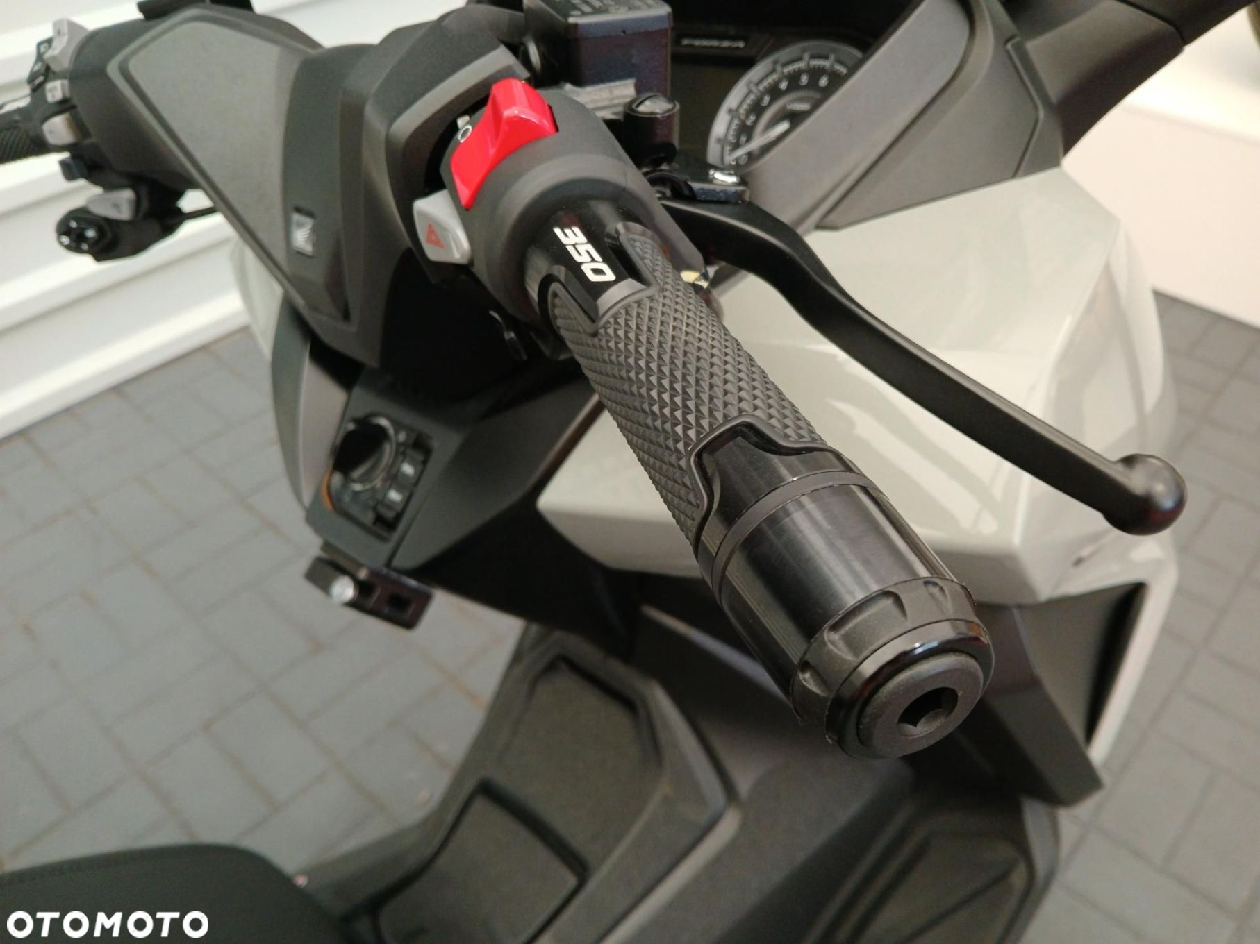 Honda NSS - 13