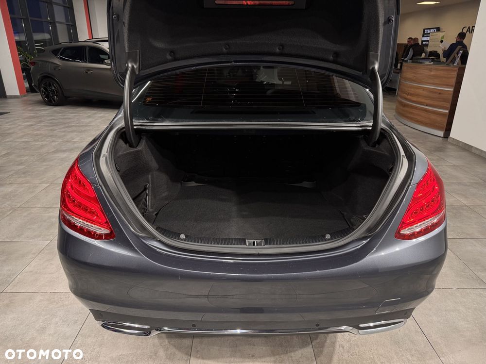 Mercedes-Benz Klasa C - 16